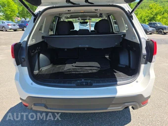2024 Subaru Forester Premium - miniatura 11