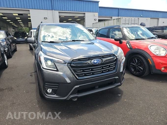 2024 Subaru Forester Premium - miniatura 3