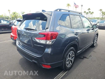 2024 Subaru Forester Premium - miniatura 4