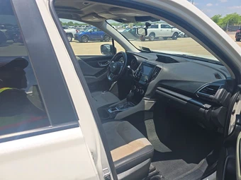 2024 Subaru Forester Premium - miniatura 8