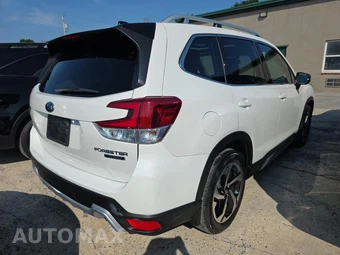 2024 Subaru Forester Touring - miniatura 4