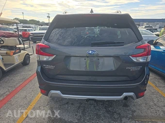 2024 Subaru Forester Touring - miniatura 5