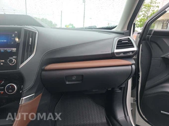 2024 Subaru Forester Touring - miniatura 16