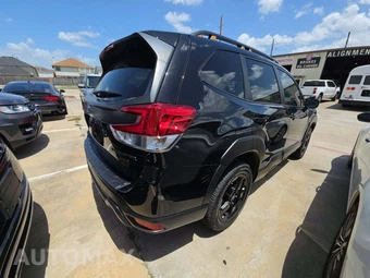 2024 Subaru Forester Wilderness - miniatura 3