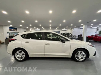 2024 Subaru Impreza 5-Door - miniatura 8
