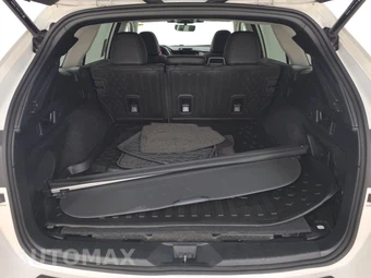 2024 Subaru Outback Limited XT - miniatura 16