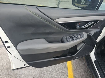 2024 Subaru Outback Onyx Edition - miniatura 9