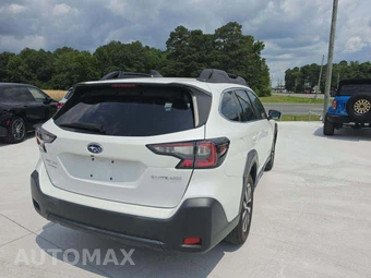 2024 Subaru Outback Premium - miniatura 3