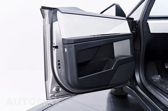 2024 Tesla Cybertruck Base - miniatura 35
