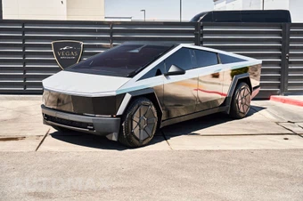 2024 Tesla Cybertruck Base - miniatura 5