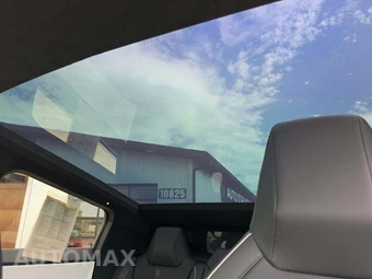 2024 Tesla Cybertruck Crew Cab Medium Bed - miniatura 11