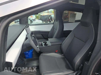 2024 Tesla Cybertruck Crew Cab Medium Bed - miniatura 6