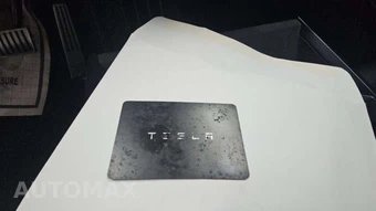 2024 Tesla Cybertruck Crew Cab Medium Bed - miniatura 19