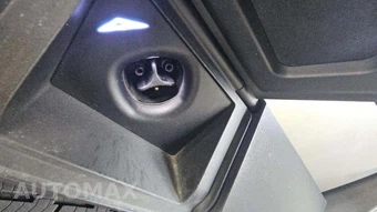 2024 Tesla Cybertruck Crew Cab Medium Bed - miniatura 22