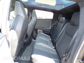 2024 Tesla Cybertruck Crew Cab Medium Bed - miniatura 13