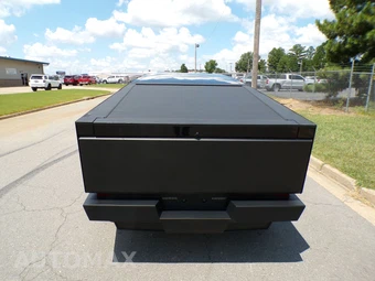 2024 Tesla Cybertruck Crew Cab Medium Bed - miniatura 7