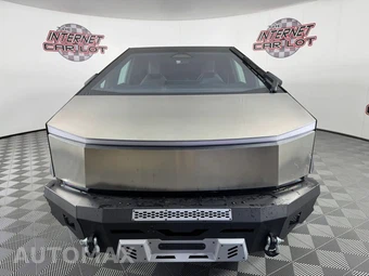 2024 Tesla Cybertruck Crew Cab Medium Bed - miniatura 2