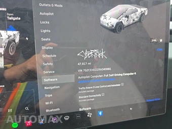 2024 Tesla Cybertruck Crew Cab Medium Bed - miniatura 12