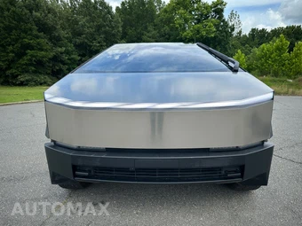 2024 Tesla Cybertruck Crew Cab Medium Bed - miniatura 2