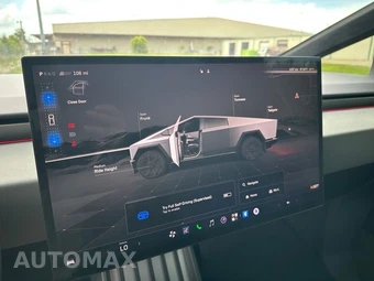2024 Tesla Cybertruck Crew Cab Medium Bed - miniatura 24