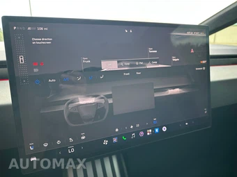 2024 Tesla Cybertruck Crew Cab Medium Bed - miniatura 26