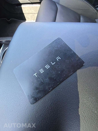 2024 Tesla Cybertruck Crew Cab Medium Bed - miniatura 8