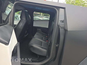 2024 Tesla Cybertruck Crew Cab Medium Bed - miniatura 13