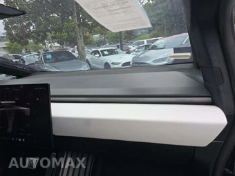 2024 Tesla Cybertruck Crew Cab Medium Bed - miniatura 19