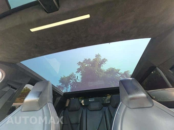 2024 Tesla Cybertruck Crew Cab Medium Bed - miniatura 11