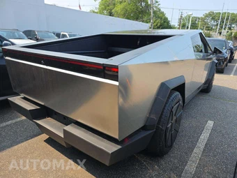 2024 Tesla Cybertruck Crew Cab Medium Bed - miniatura 3