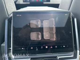 2024 Tesla Cybertruck Crew Cab Medium Bed - miniatura 15