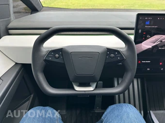 2024 Tesla Cybertruck Crew Cab Medium Bed - miniatura 30