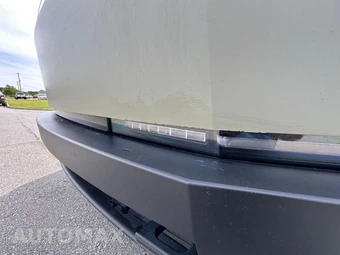 2024 Tesla Cybertruck Crew Cab Medium Bed - miniatura 35