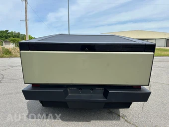 2024 Tesla Cybertruck Crew Cab Medium Bed - miniatura 6