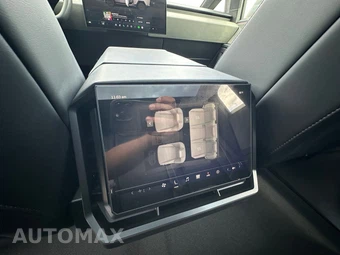 2024 Tesla Cybertruck Crew Cab Medium Bed - miniatura 14
