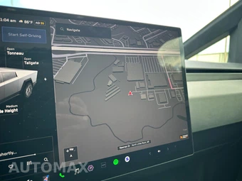 2024 Tesla Cybertruck Crew Cab Medium Bed - miniatura 22