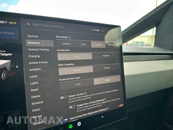 2024 Tesla Cybertruck Crew Cab Medium Bed - miniatura 25