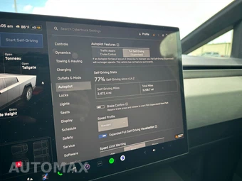 2024 Tesla Cybertruck Crew Cab Medium Bed - miniatura 26
