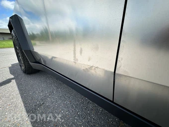 2024 Tesla Cybertruck Crew Cab Medium Bed - miniatura 30