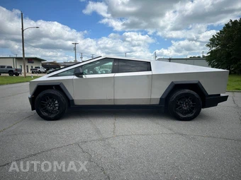 2024 Tesla Cybertruck Crew Cab Medium Bed - miniatura 8