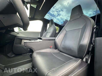 2024 Tesla Cybertruck Crew Cab Medium Bed - miniatura 9