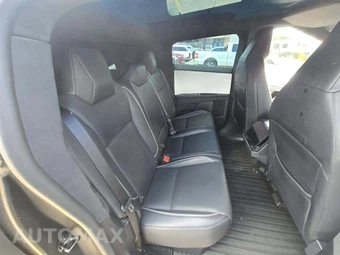 2024 Tesla Cybertruck Crew Cab Medium Bed - miniatura 13