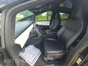 2024 Tesla Cybertruck Crew Cab Medium Bed - miniatura 3