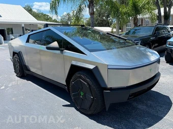 2024 Tesla Cybertruck Crew Cab Medium Bed - miniatura 5
