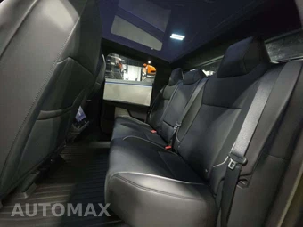 2024 Tesla Cybertruck Crew Cab Medium Bed - miniatura 13