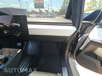 2024 Tesla Cybertruck Crew Cab Medium Bed - miniatura 19