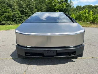 2024 Tesla Cybertruck Crew Cab Medium Bed - miniatura 2