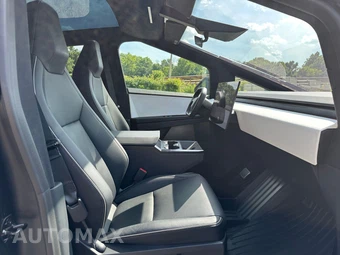 2024 Tesla Cybertruck Crew Cab Medium Bed - miniatura 20