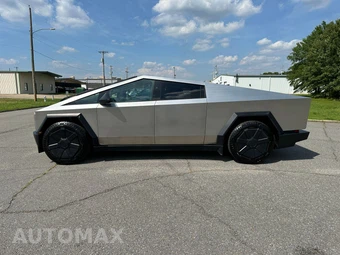 2024 Tesla Cybertruck Crew Cab Medium Bed - miniatura 8