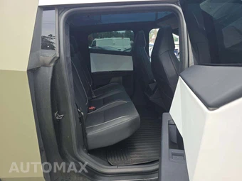 2024 Tesla Cybertruck Cyberbeast Crew Cab Medium Bed - miniatura 16